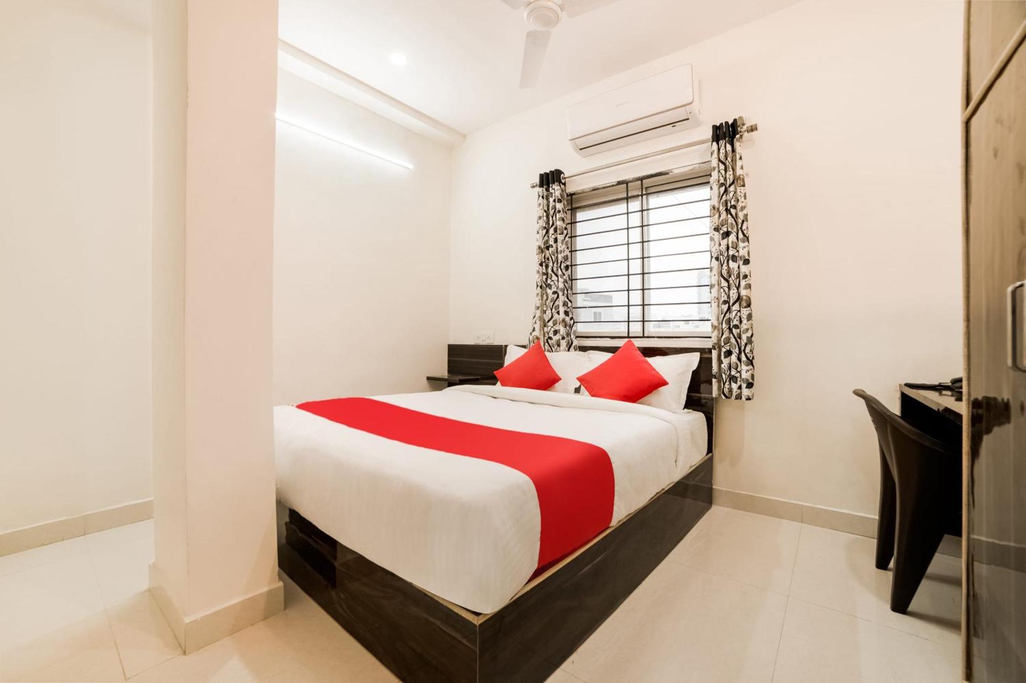 Hotel O Lucky Hotels Gachibowli Hyderabad Exterior photo