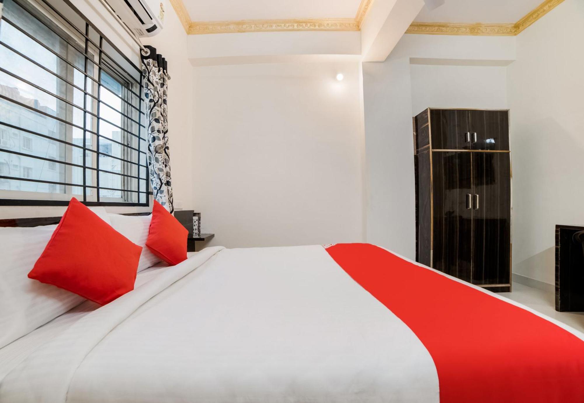 Hotel O Lucky Hotels Gachibowli Hyderabad Exterior photo
