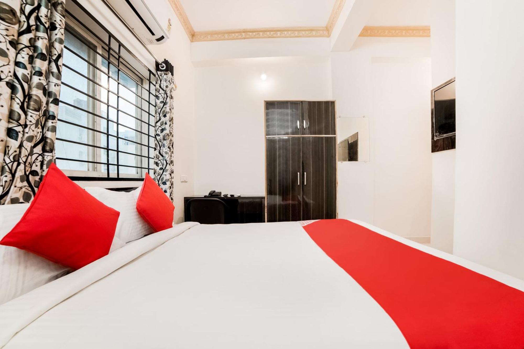 Hotel O Lucky Hotels Gachibowli Hyderabad Exterior photo