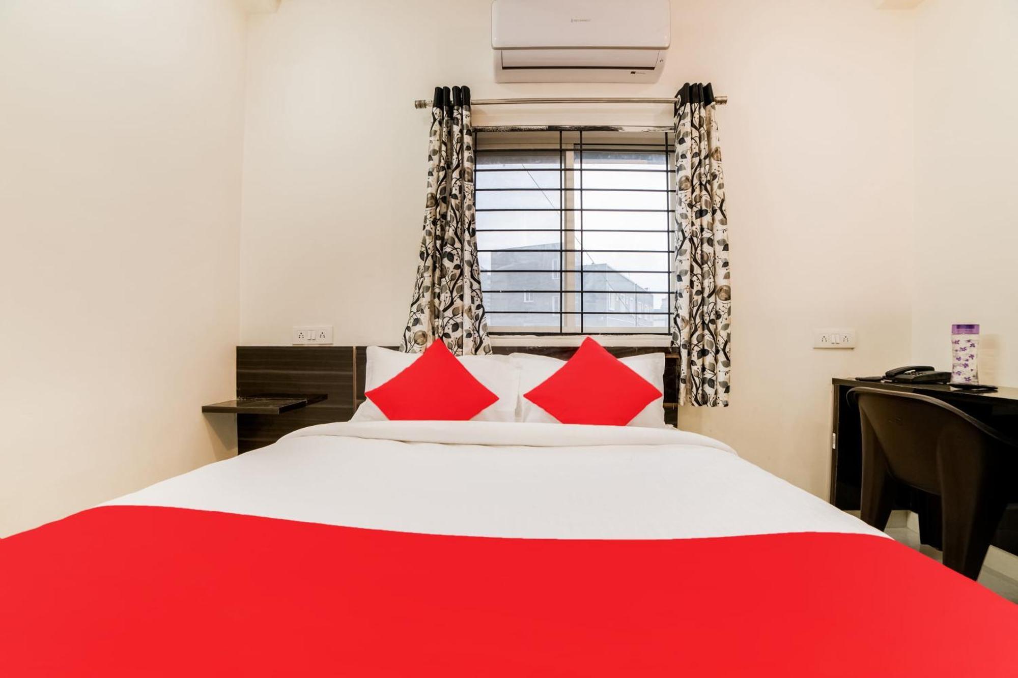 Hotel O Lucky Hotels Gachibowli Hyderabad Exterior photo