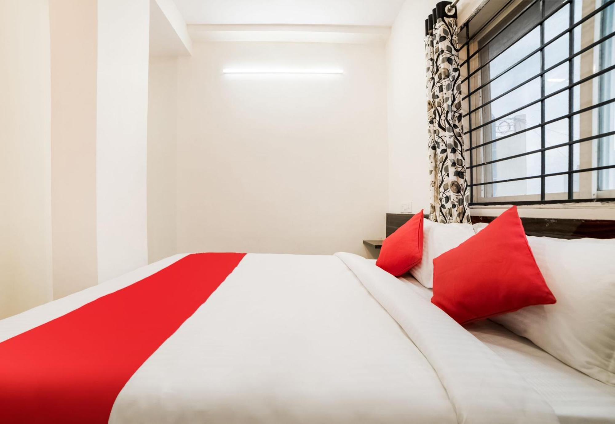 Hotel O Lucky Hotels Gachibowli Hyderabad Exterior photo