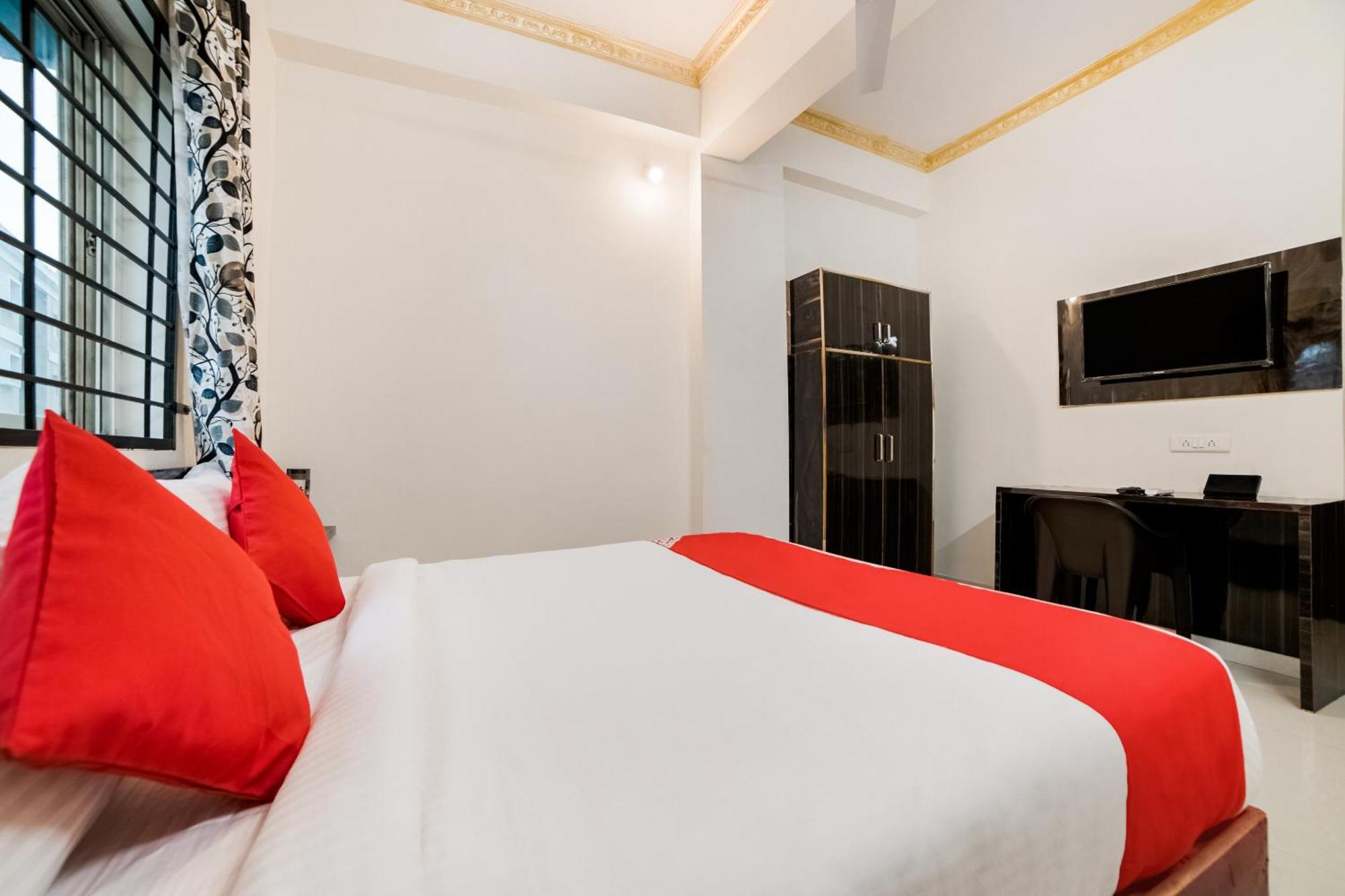 Hotel O Lucky Hotels Gachibowli Hyderabad Exterior photo